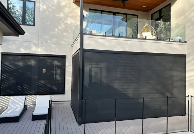 oversized retractable screen